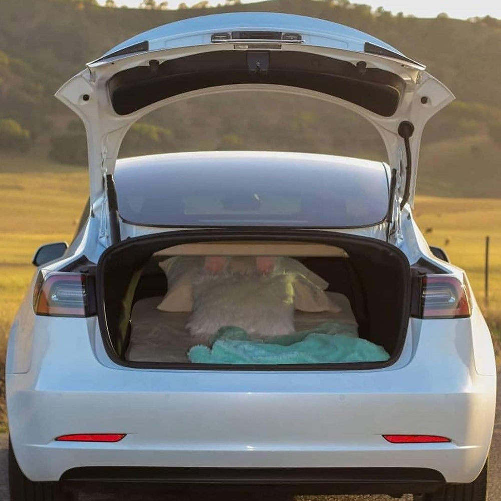 TESCAMP - Campingmadras til Tesla Model 3 & Y
